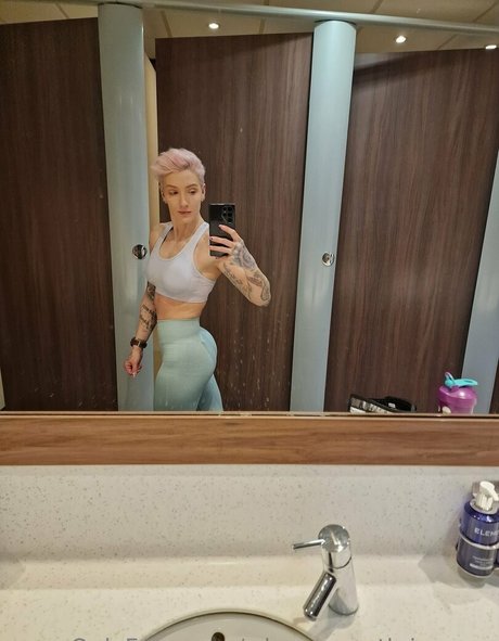 who on earth is anna exklusive akt galerien