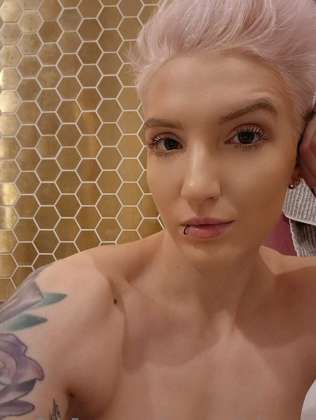 who on earth is anna kostenlose heiße foto