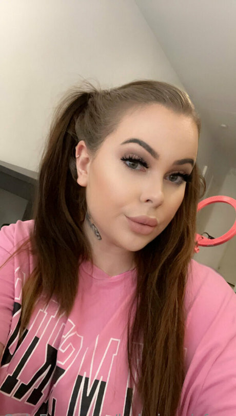 babejaanizfree exklusive pornostar foto