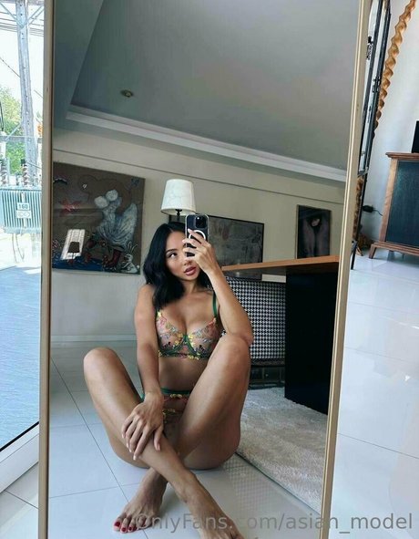 milf brille onlyfans hübsche nacktheit archiv