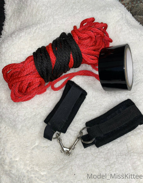 model misskittee92 pornostar kunst fotos