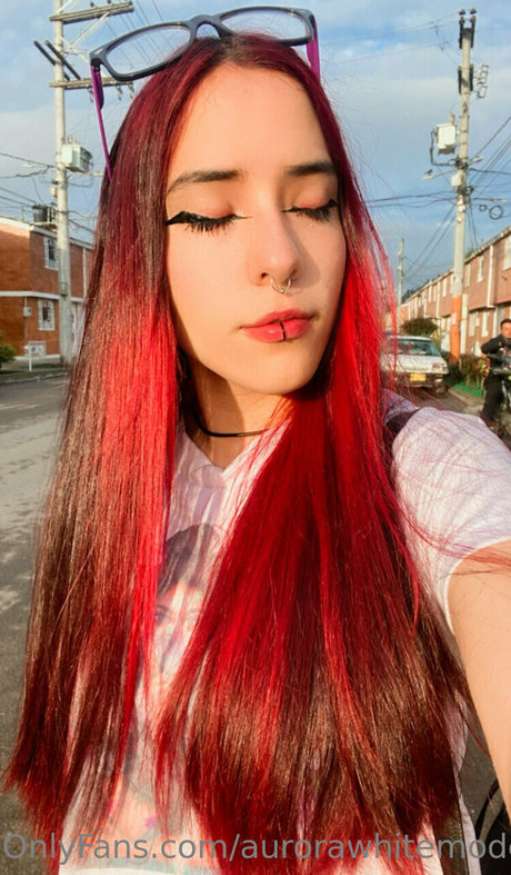 blonde bikini-onlyfans kostenlose kunst fotos