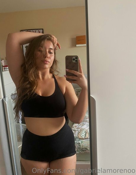 gabrielamorenoo hübsche top archiv