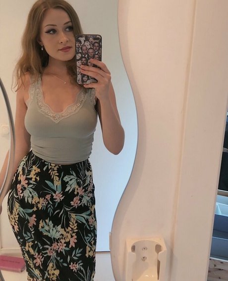 yaboielina erwachsene galerie