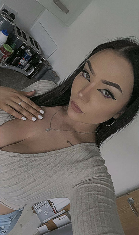 k hh23 nackt freie foto