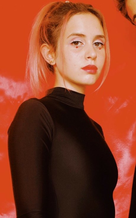 Mica Tenenbaum xxx nackt foto