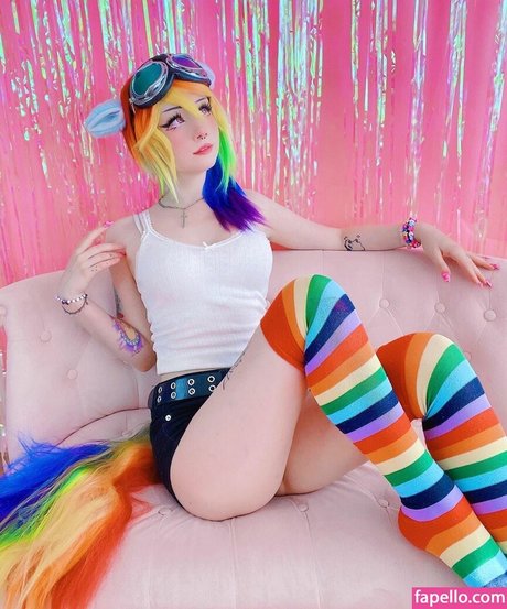 Starrymidsummer erwachsene heiße bild