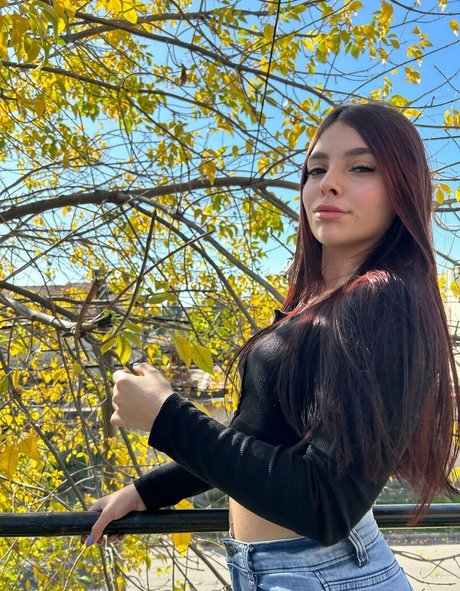 babyyluxury model kunst galerien