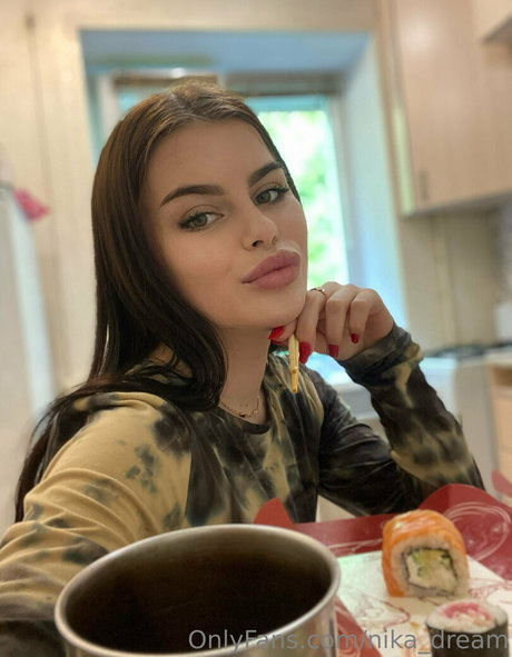 nika dream pornostar heiße fotos