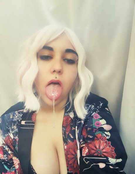 petiteeprincess top erotische foto