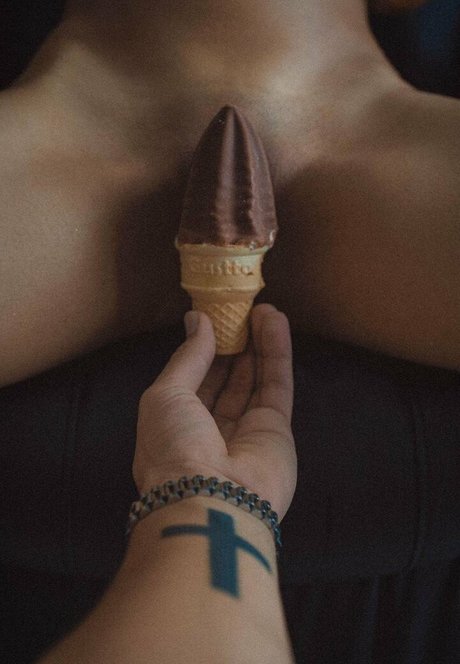 lia morgan nacktheit heiße foto