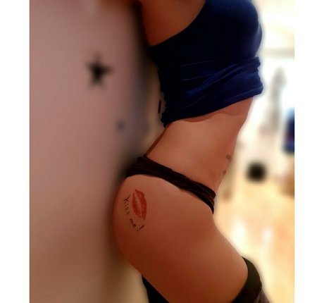 alittlebitpsycho98 xxx erotische galerien