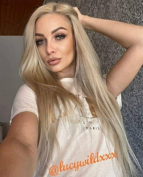 crystal one schauspielerin nacktheit archiv