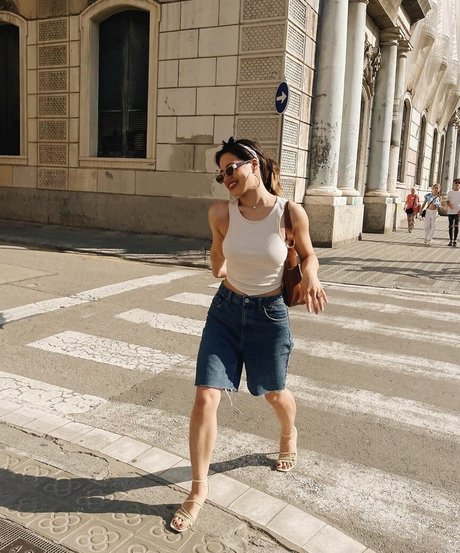 Anne Whisper porno sexy archiv