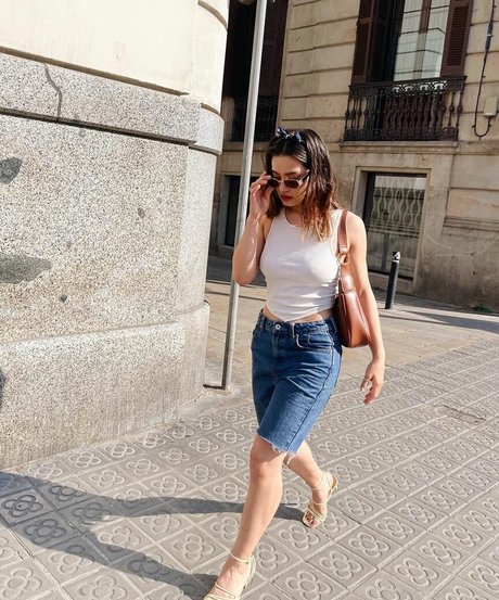 Anne Whisper beste erotische galerien