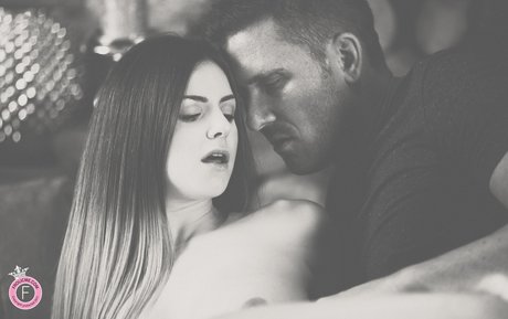 Stella Cox kunst erotische galerien