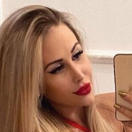 Julia Madaj hd perfekte foto