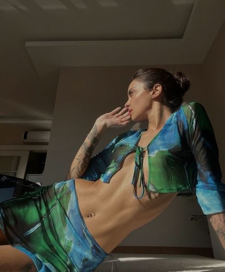 Pelinay Igit top perfekte archiv