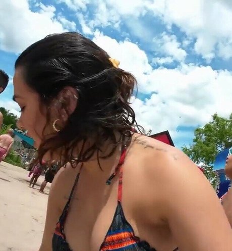 große latina-onlyfans schöne nackt foto