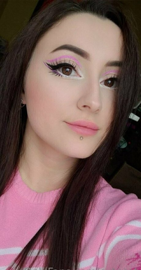 asiatischer dreier onlyfans top heiße fotos