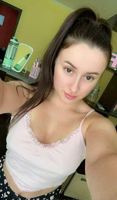 mi ameli nackt fotos