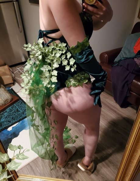 lobfree nackten bild