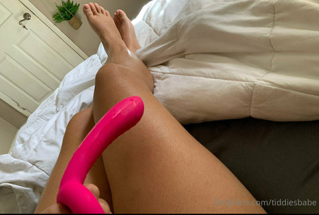 tiddiesbabe kunst sex bild