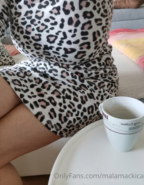 malamackica sexy bild