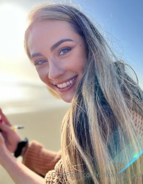 mikeaveryxxx schauspielerin nackte fotos