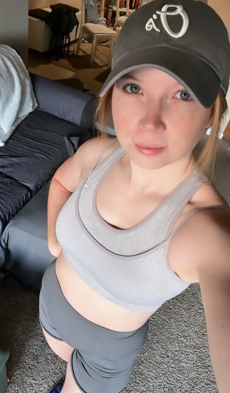 joi squirt onlyfans schöne erwachsene foto