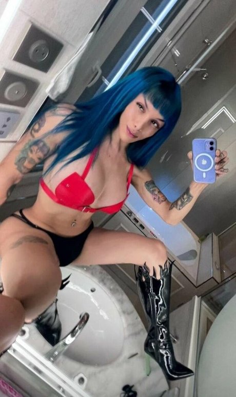 Sara Salazar kostenlose nackte bilder