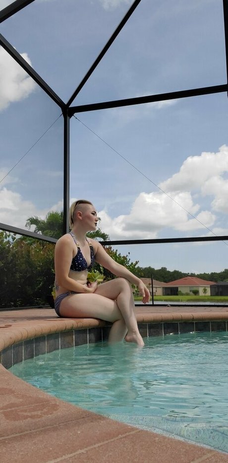 pixie theoneandonly nackten bilder