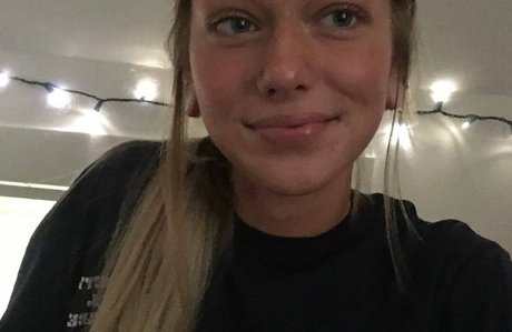 behaarte vagina nur fans exklusive xxx bild