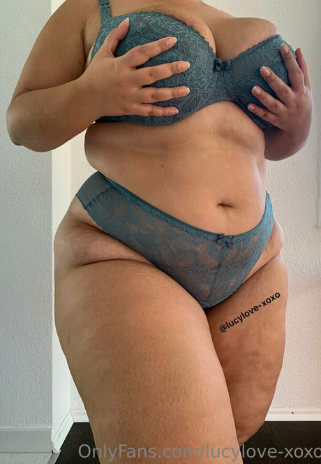 misslolaluxxxfree erotische schöne archiv