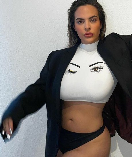 Patricia Pestana model sex galerie