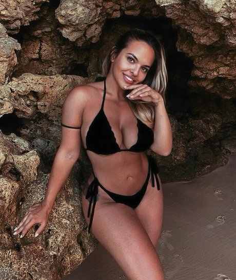 Patricia Pestana porno kunst galerie