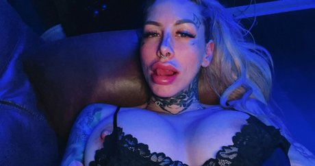 theonlinegirlfriend nacktheit schöne archiv