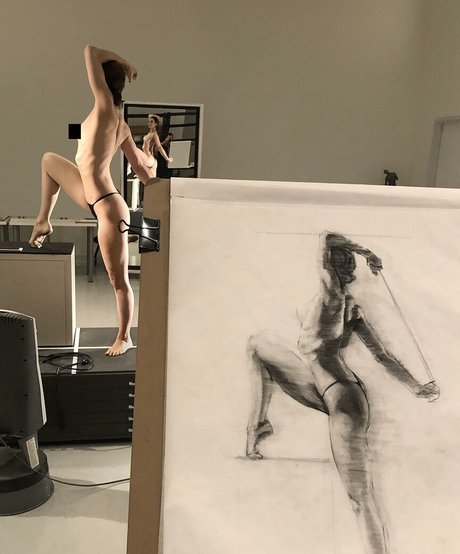 Emily England erotische heiße bild