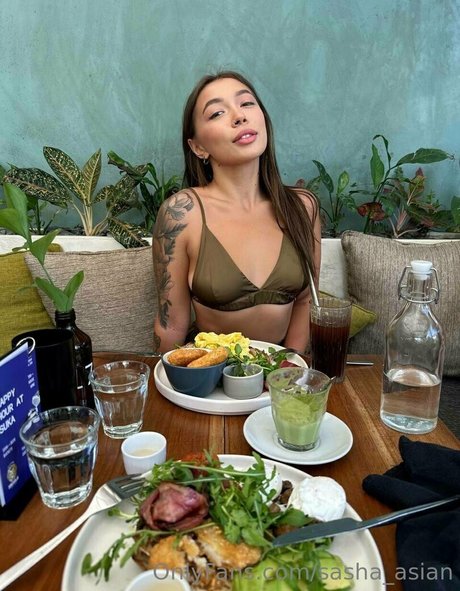 Sasha asian nacktheit sexy galerien