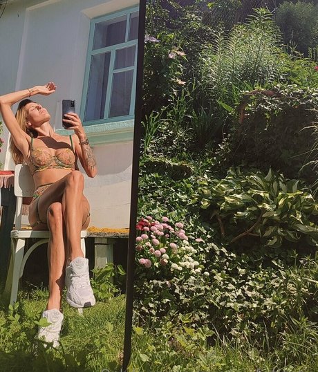 queen of atlantic sexy akt foto