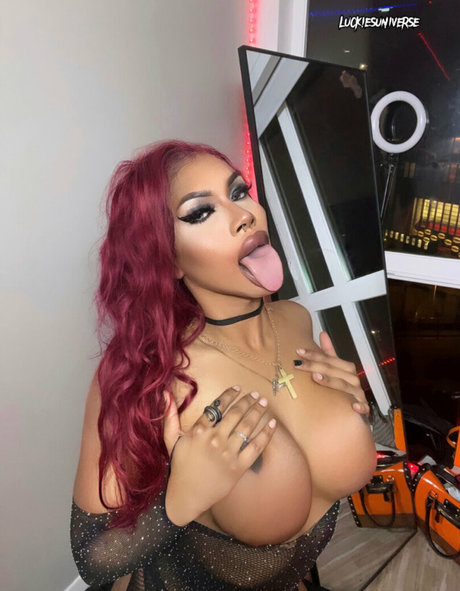 luckiesuniverse perfekte pornographische bilder