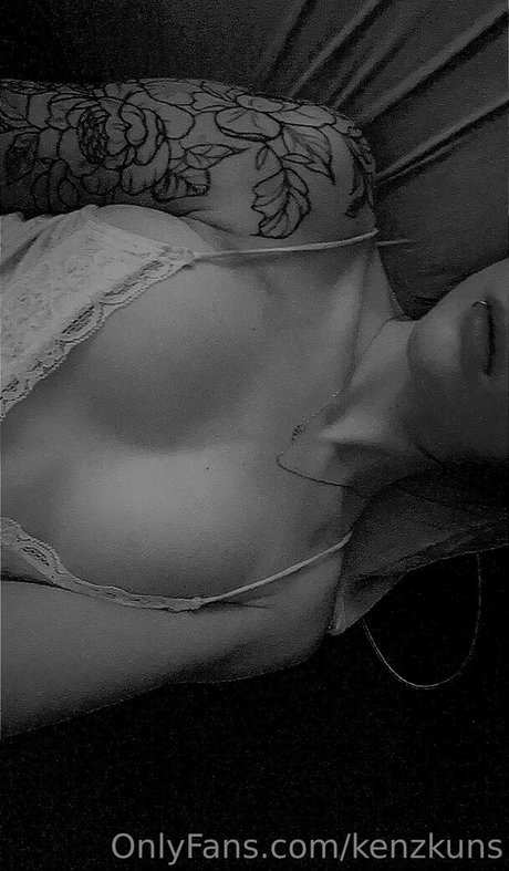 Kenzkun nackt pornographische fotos