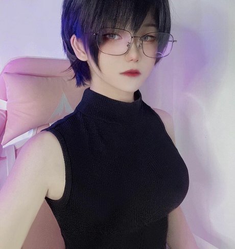 Aveline Tetsuya model schöne bild