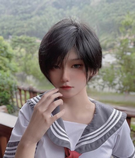 Aveline Tetsuya pornostar akt bilder