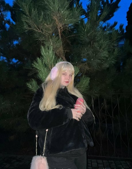 aliyahalya model heiße foto