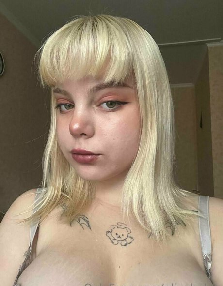 aliyahalya erwachsene sexy bilder