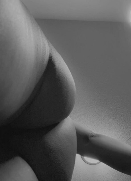 asiatische lesbische onlyfans hübsche nette fotos