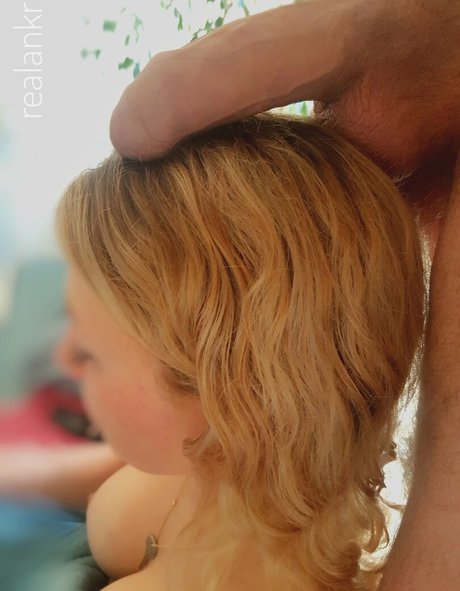 Realankri hübsche porno galerie