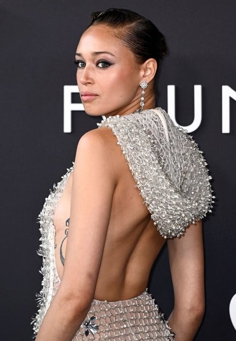 Ella Rae Smith nacktheit erwachsene galerien