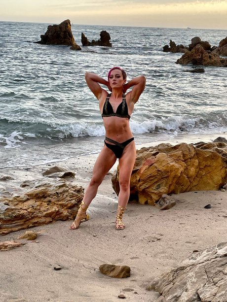 Claire Max kunst sexy bilder